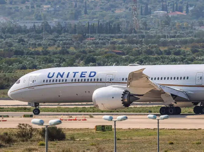 United Airlines Flight Diverted to Chicago