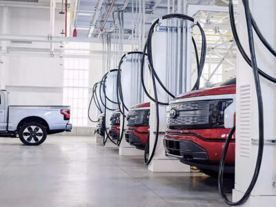 Detroit's Electric Vehicle Dilemma: Big vs. Small